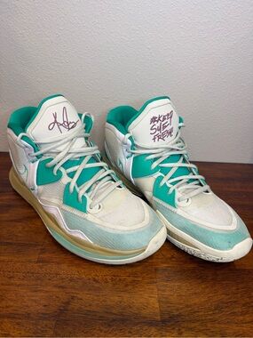 Nike Kyrie 8 Infinity x Sue Bird Keep Sue Fresh 2021. Men's Size 13.